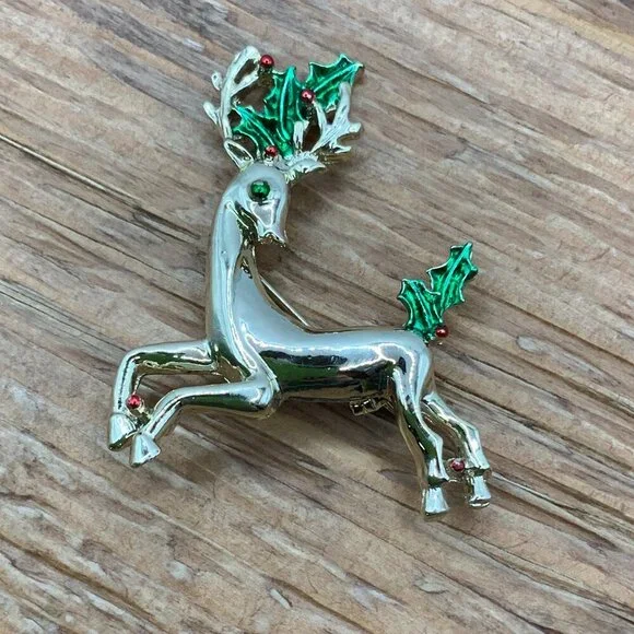 Gerry's Vintage Christmas Reindeer Gold Tone Enamel Brooch - Picture 1 of 6
